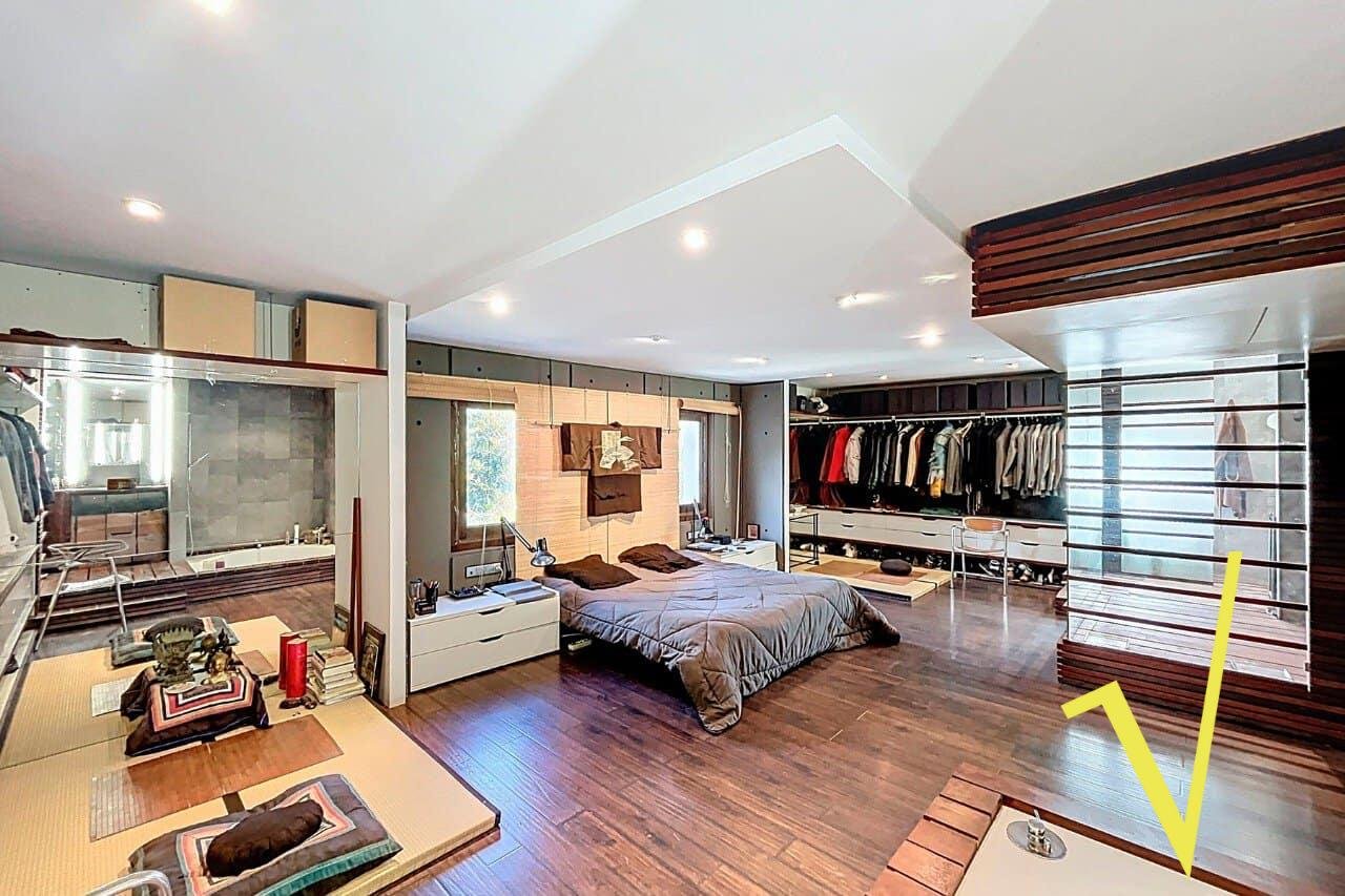House for sale in La Massana with zen garden, sunny terrace and 390 m² of modern design