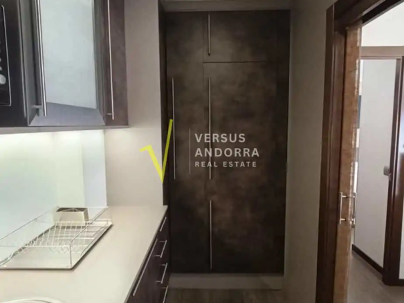 ÁTICO EN VENTA EN ENCAMP – TERRAZA DE 35 M², MUCHA LUZ Y EXCELENTE DISTRIBUCIÓN