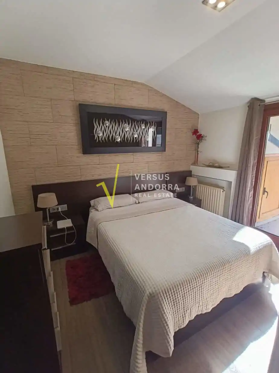 ÁTICO EN VENTA EN ENCAMP – TERRAZA DE 35 M², MUCHA LUZ Y EXCELENTE DISTRIBUCIÓN