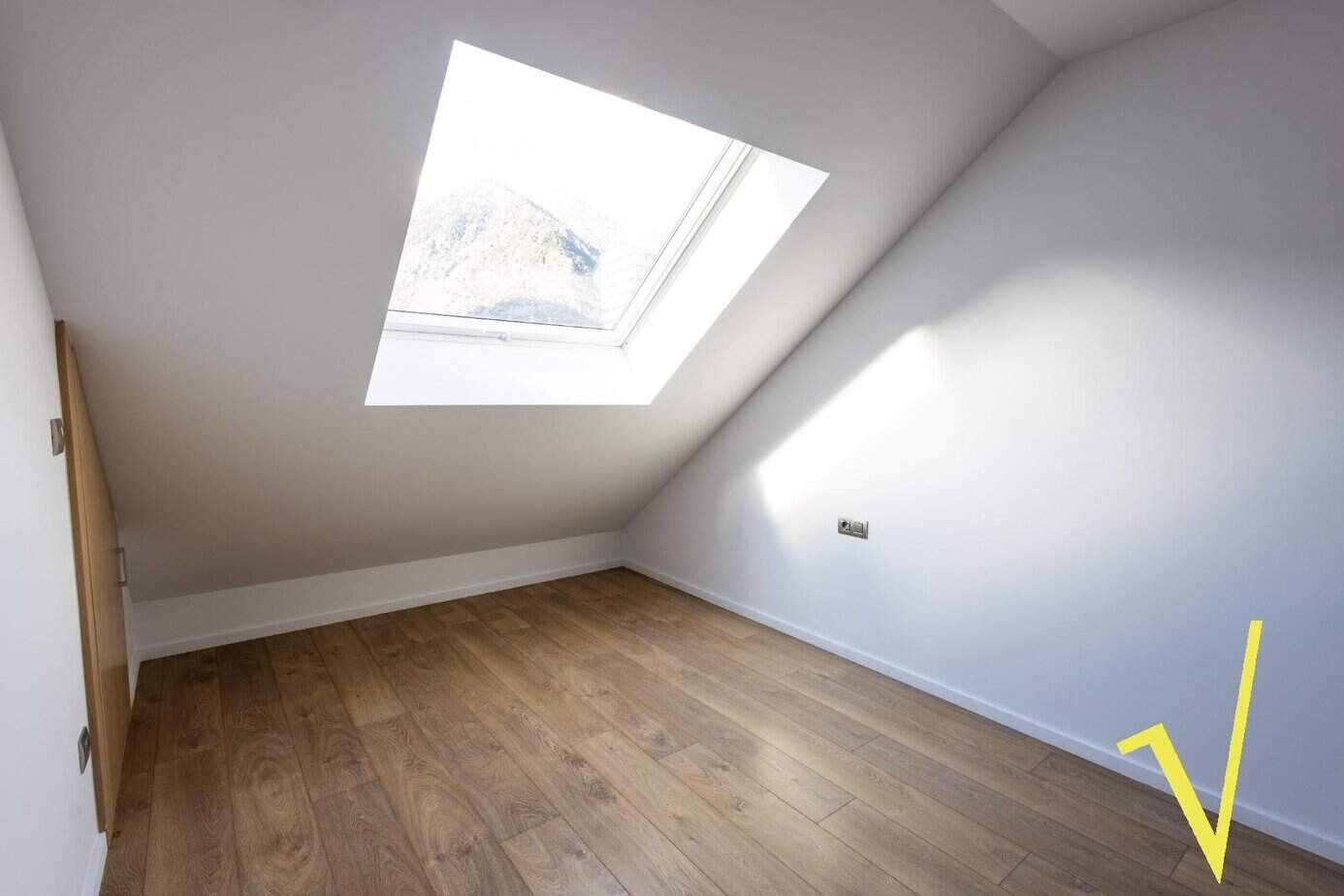 Ático Duplex en Alquiler en el centro de Escaldes