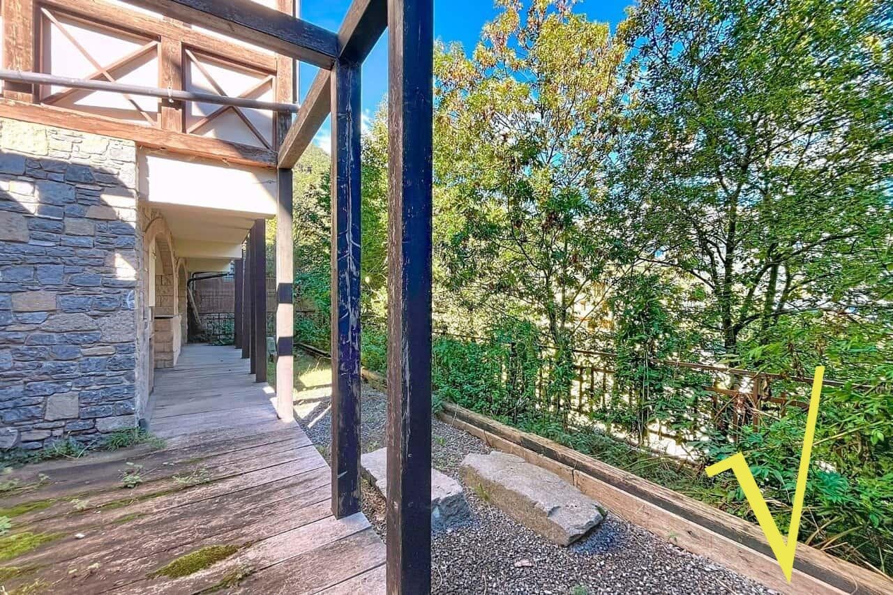 House for sale in La Massana with zen garden, sunny terrace and 390 m² of modern design