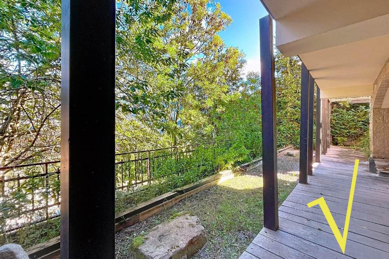 House for sale in La Massana with zen garden, sunny terrace and 390 m² of modern design