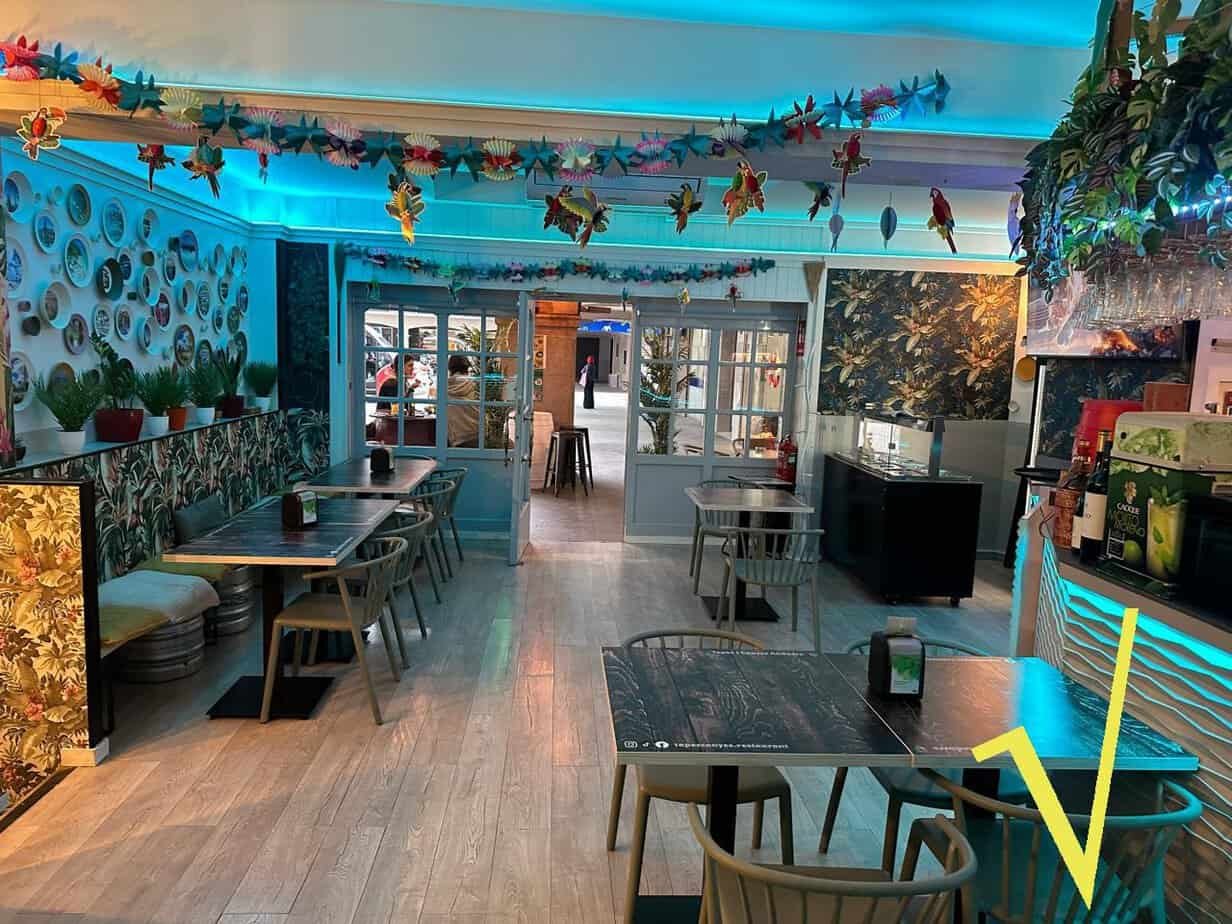 TRASPASO BAR-RESTAURANTE CON ENCANTO EN EL CENTRO DE ANDORRA LA VELLA – TOTALMENTE REFORMADO Y CON MUCHO ESTILO