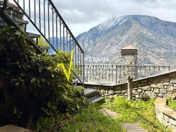 MAISON MITOYENNE À SA CALMA · VUES UNIQUES · SOLEIL TOUTE LA JOURNÉE · 4 PLACES DE STATIONNEMENT
