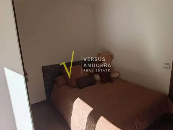 ÁTICO EN VENTA EN ENCAMP – TERRAZA DE 35 M², MUCHA LUZ Y EXCELENTE DISTRIBUCIÓN