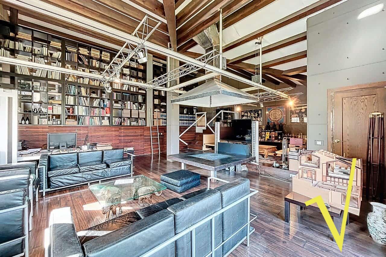 House for sale in La Massana with zen garden, sunny terrace and 390 m² of modern design