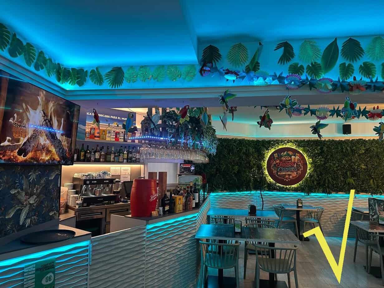 TRASPASO BAR-RESTAURANTE CON ENCANTO EN EL CENTRO DE ANDORRA LA VELLA – TOTALMENTE REFORMADO Y CON MUCHO ESTILO