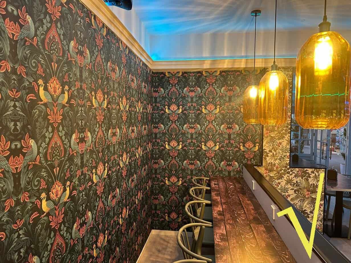 TRASPASO BAR-RESTAURANTE CON ENCANTO EN EL CENTRO DE ANDORRA LA VELLA – TOTALMENTE REFORMADO Y CON MUCHO ESTILO