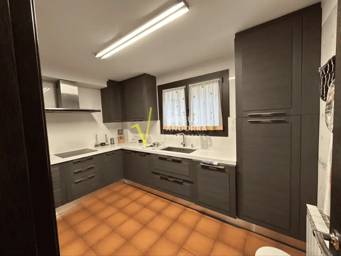 Exclusivo dúplex luminoso con jardines privados en Aldosa de la Massana