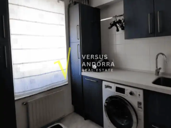 Casa en venta en Escaldes-Engordany – Chalet unifamiliar con vistas y garaje