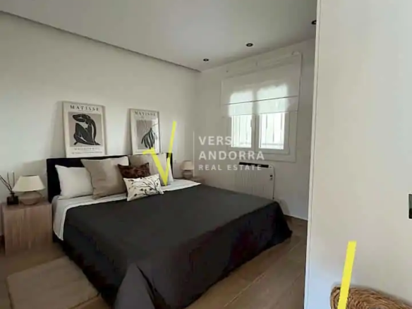 ÁTICO REFORMADO EN ANDORRA LA VELLA + GRAN TERRAZA + VISTAS PANORÁMICAS + PARKING Y TRASTERO