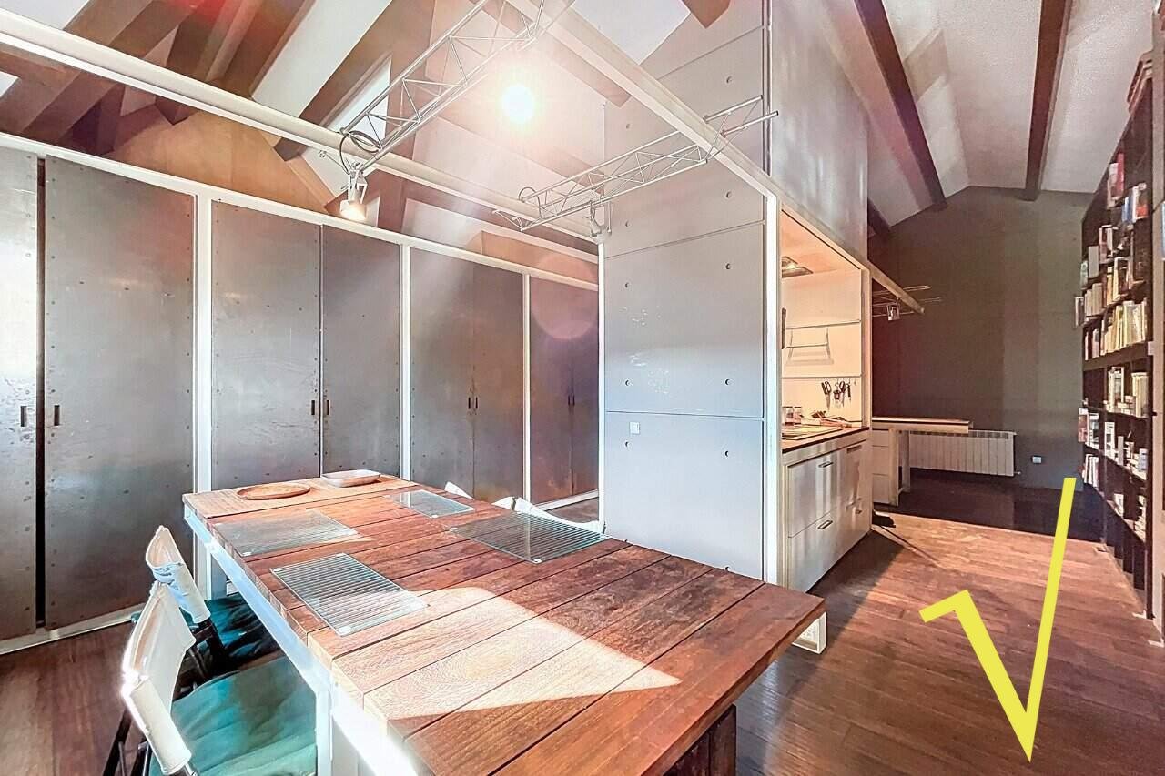 House for sale in La Massana with zen garden, sunny terrace and 390 m² of modern design