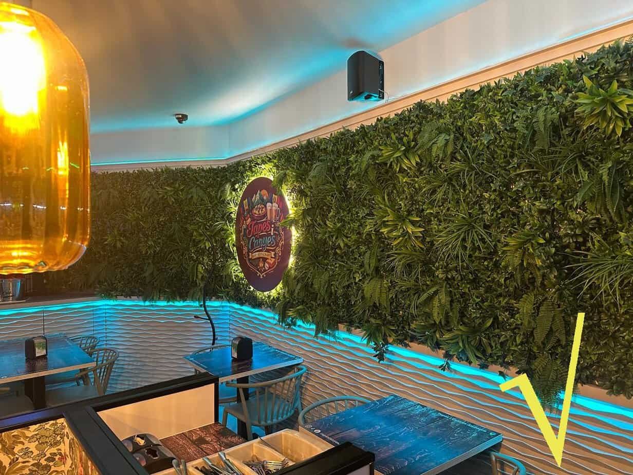 TRASPASO BAR-RESTAURANTE CON ENCANTO EN EL CENTRO DE ANDORRA LA VELLA – TOTALMENTE REFORMADO Y CON MUCHO ESTILO