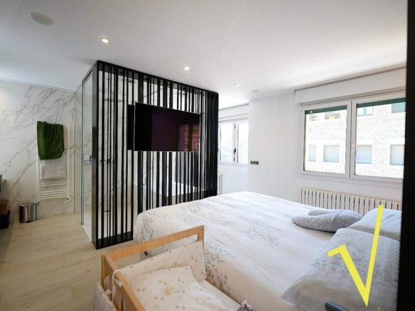 Exclusiva vivienda de lujo de 200 m² con terraza y 4 plazas de aparcamiento en Sant Ermengol, Andorra la Vella