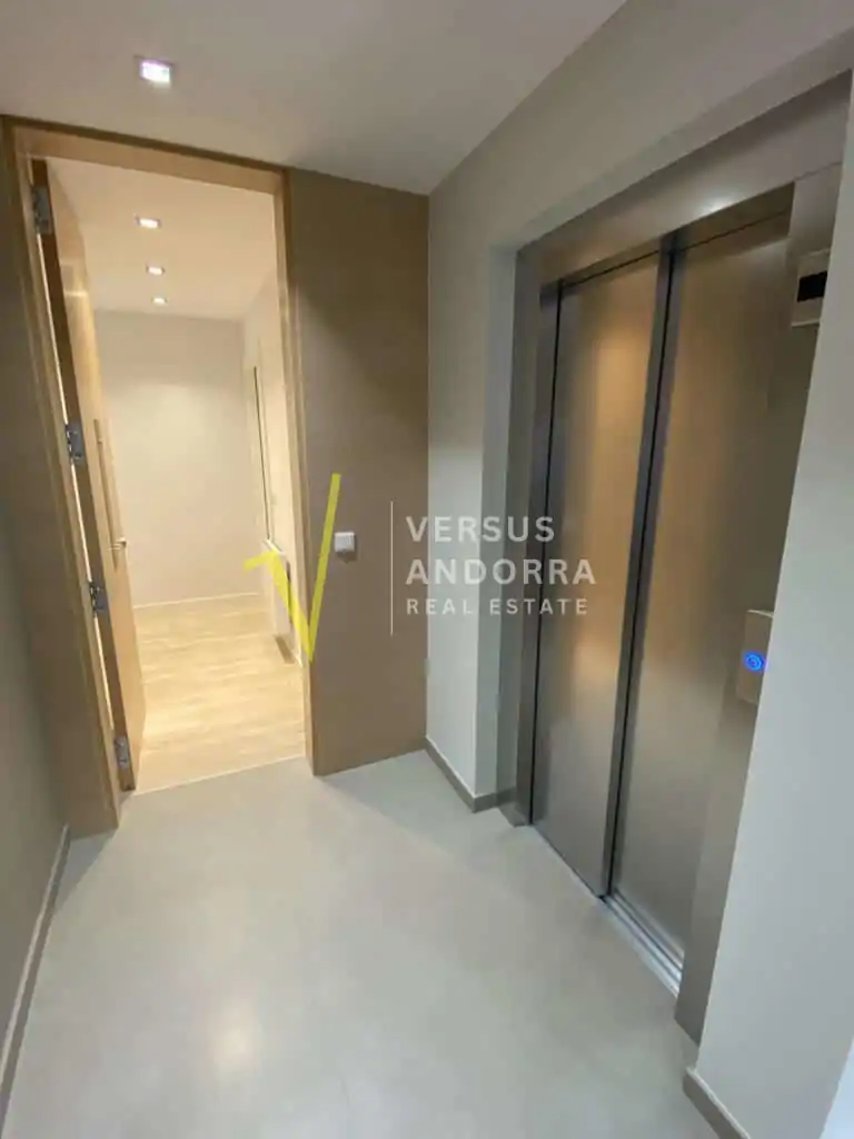 Appartement d'investissement au centre d'Andorre près de l'hôpital – Haute rentabilité et contrat en vigueur jusqu'en 2030