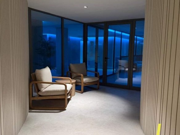 En el Tarter- piso de alto standing de obra reciente con spa, parking y servicios premium