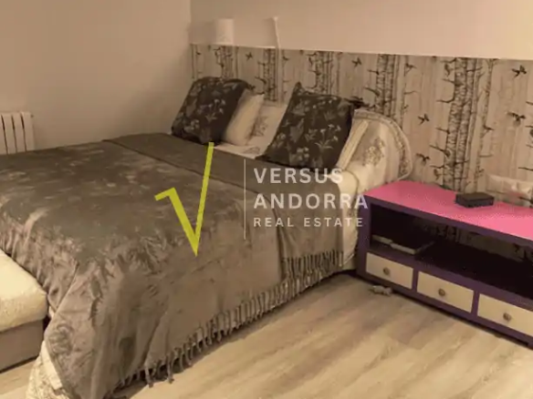 Piso de lujo reformado en venta en Andorra la Vella centro con terraza, parking y trasteros
