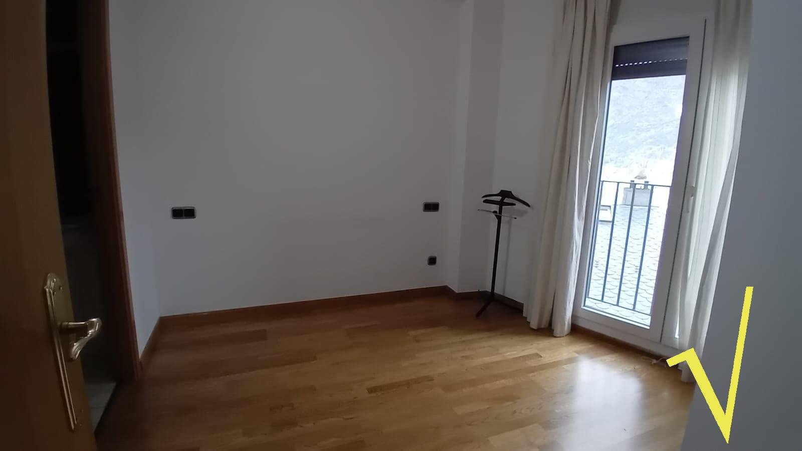 Appartement à vendre comprenant 2 chambres et 2 places de parking à Escaldes-Engordany