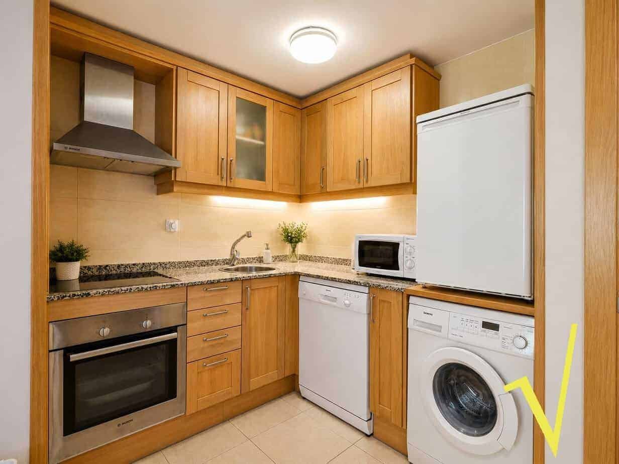 Piso en venta en Canillo de 2 habitaciones con balcón, parking y trastero