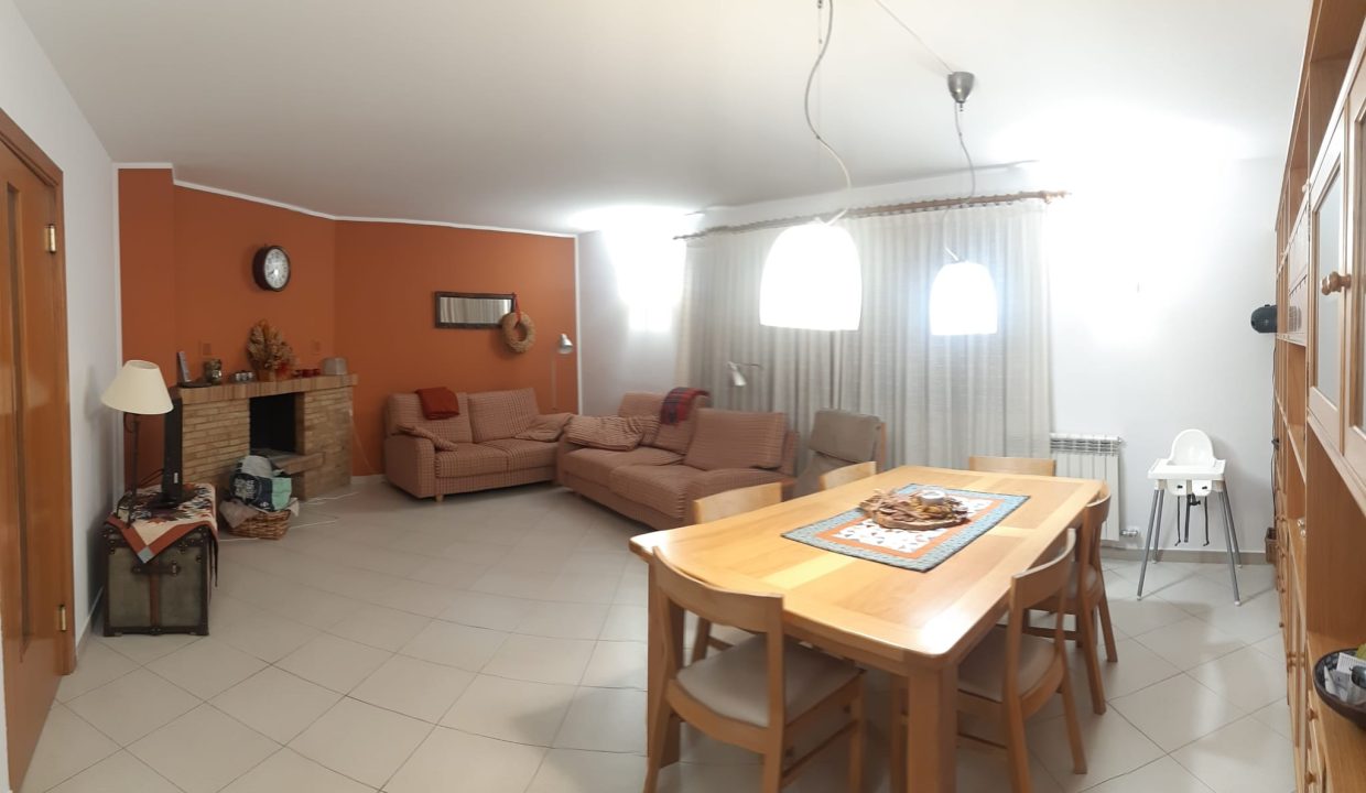 Piso 4 habitaciones venta versus andorra (15)