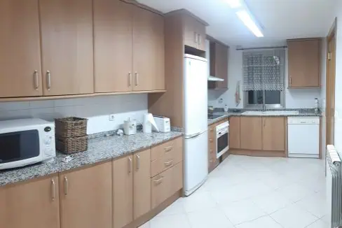 Piso 4 habitaciones venta versus andorra (3)
