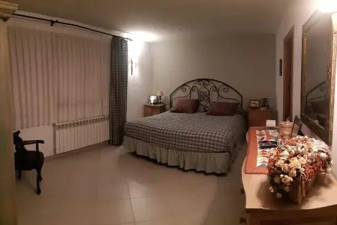 Piso 4 habitaciones venta versus andorra (6)