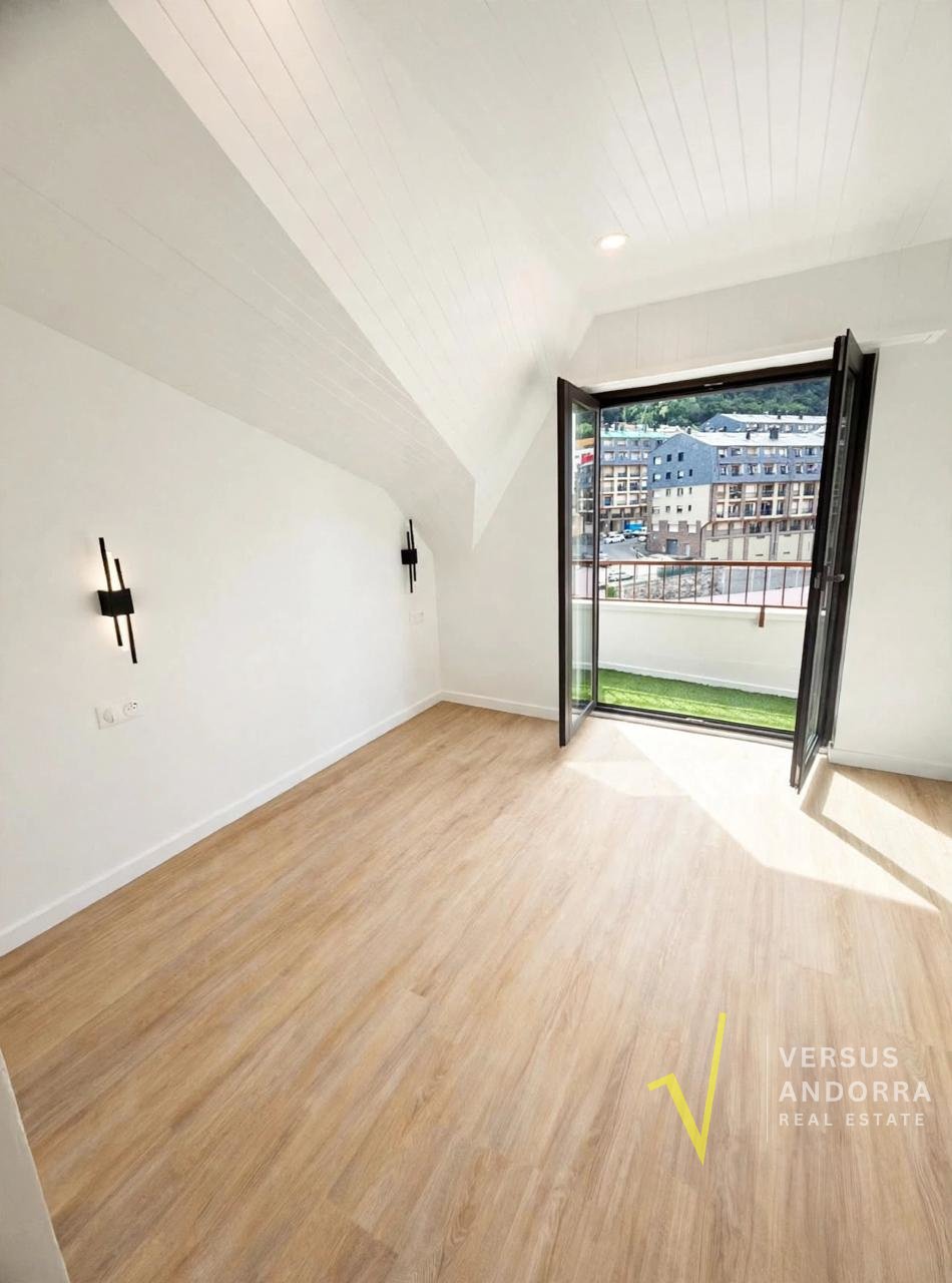 ÁTICO EN EL CENTRO DE ANDORRA LA VELLA + 2 PARKINGS + 2 TRASTEROS + TERRAZAS