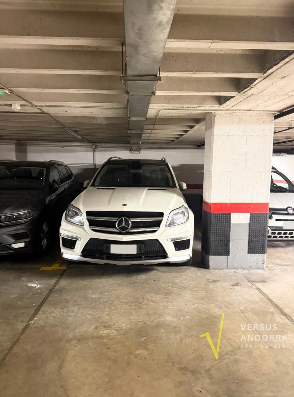 ÁTICO EN EL CENTRO DE ANDORRA LA VELLA + 2 PARKINGS + 2 TRASTEROS + TERRAZAS