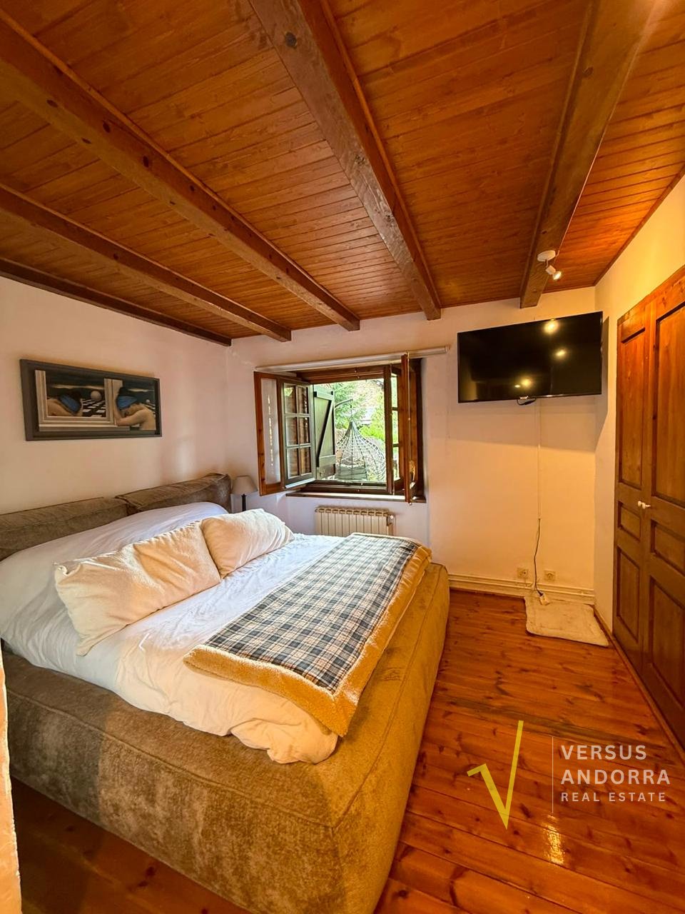 PLANTA BAJA EN ORDINO + JARDÍN PRIVADO + 3 HABITACIONES + CHIMENEA + PARKING