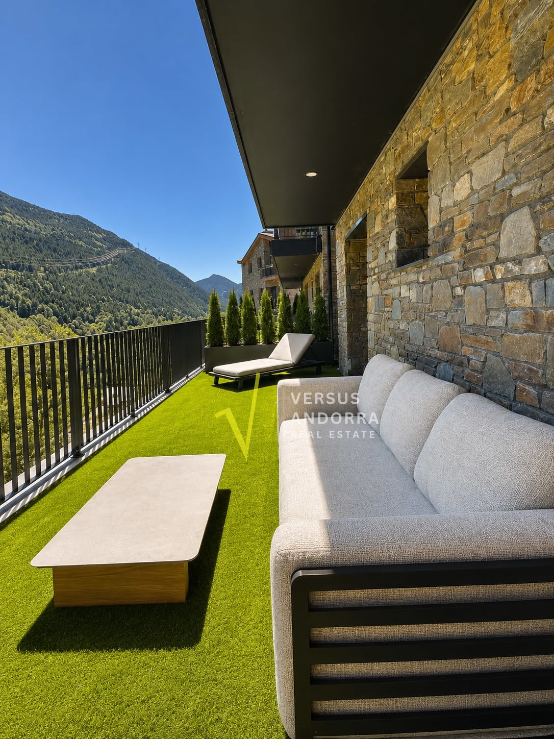 PLANTA BAJA DE LUJO EN L’ALDOSA DE CANILLO + 4 HABITACIONES + JARDÍN + BOX DOBLE