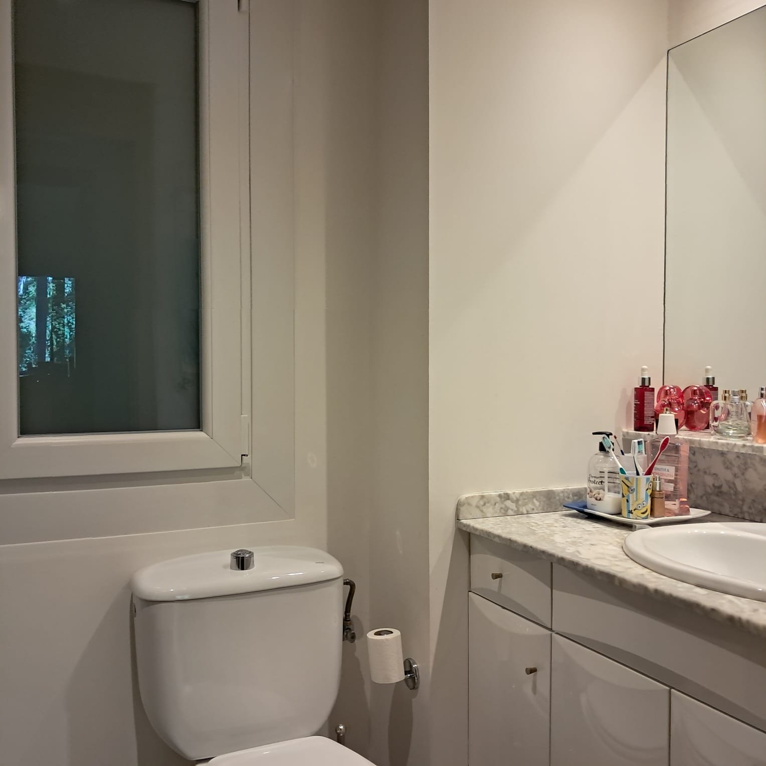 PISO REFORMADO DE 3 HABITACIONES + 2 BAÑOS + TERRAZA CERRADA + PARKING DOBLE EN ENCAMP
