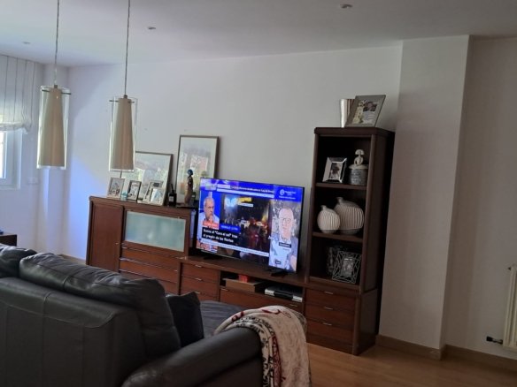 PISO REFORMADO DE 3 HABITACIONES + 2 BAÑOS + TERRAZA CERRADA + PARKING DOBLE EN ENCAMP