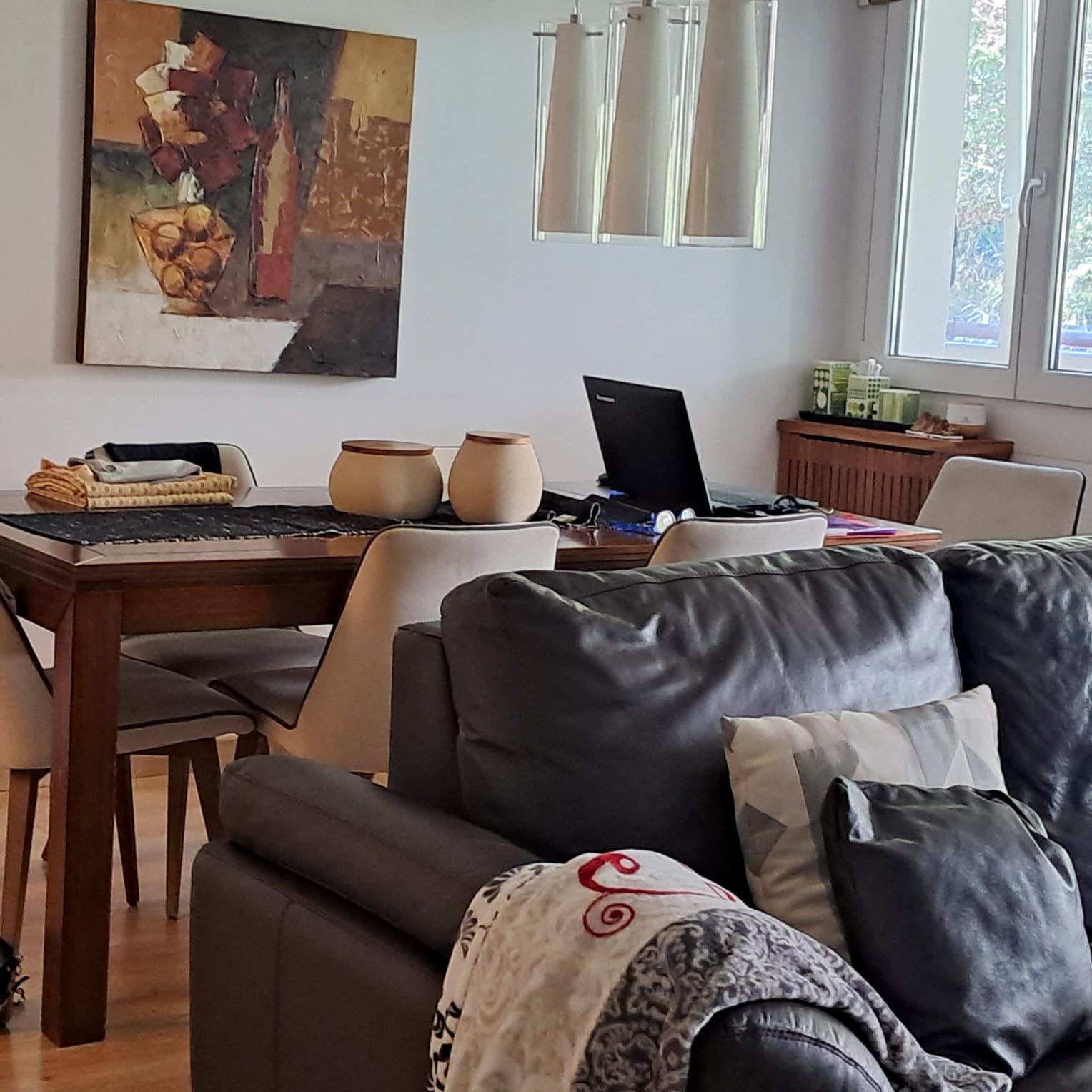 PISO REFORMADO DE 3 HABITACIONES + 2 BAÑOS + TERRAZA CERRADA + PARKING DOBLE EN ENCAMP