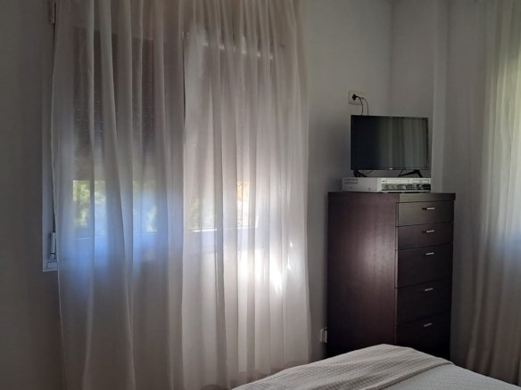 PISO REFORMADO DE 3 HABITACIONES + 2 BAÑOS + TERRAZA CERRADA + PARKING DOBLE EN ENCAMP
