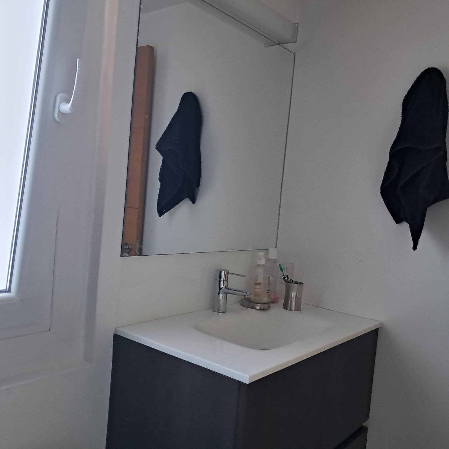 PISO REFORMADO DE 3 HABITACIONES + 2 BAÑOS + TERRAZA CERRADA + PARKING DOBLE EN ENCAMP