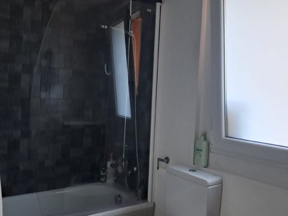 PISO REFORMADO DE 3 HABITACIONES + 2 BAÑOS + TERRAZA CERRADA + PARKING DOBLE EN ENCAMP