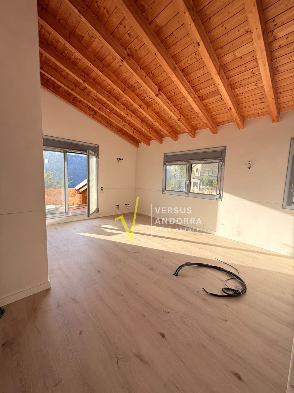 CASA DE OBRA NUEVA EN JUBERRI + 4 HABITACIONES + TERRAZAS + ASCENSOR + AMPLIO GARAJE